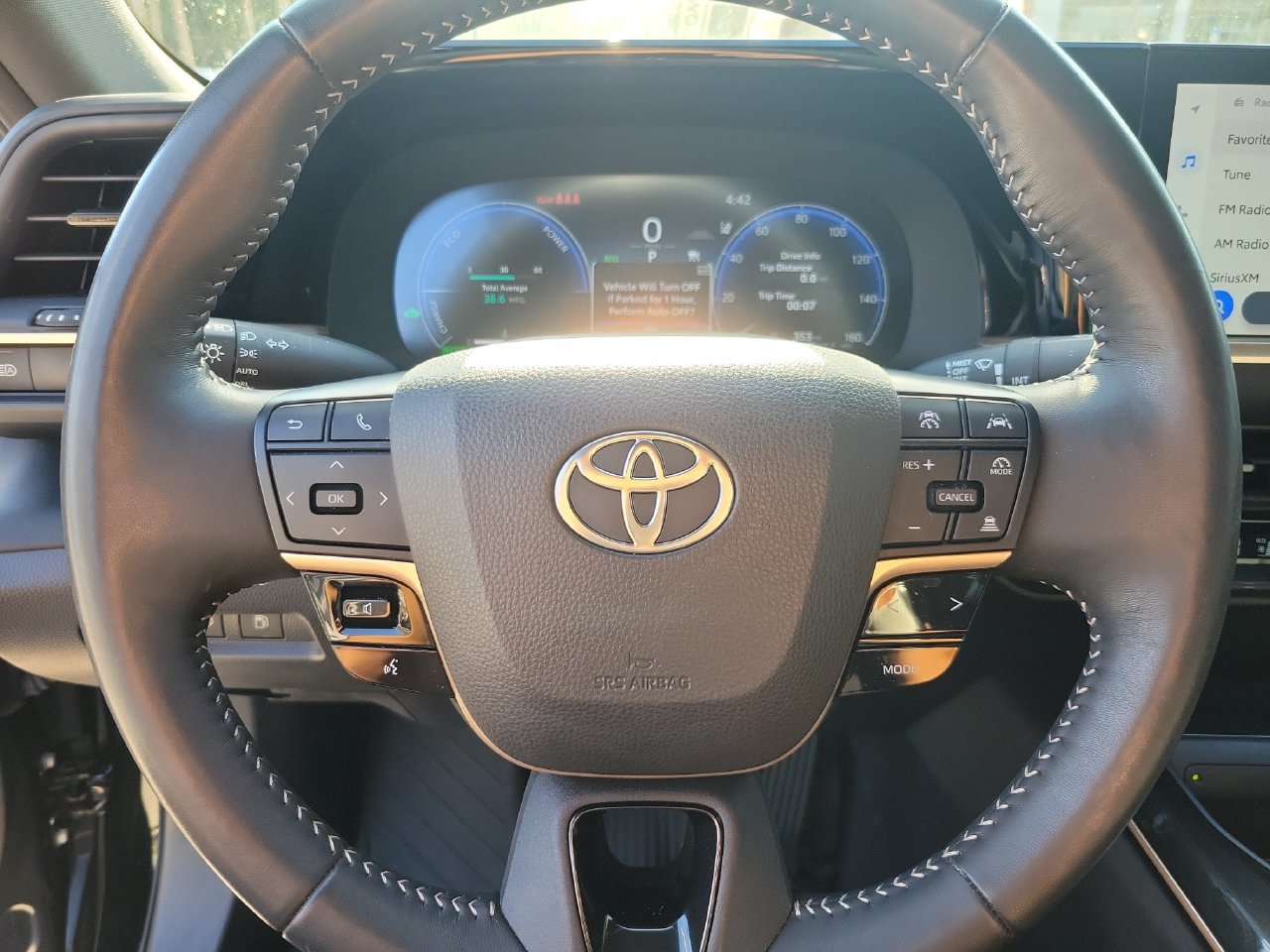 Used 2025 Toyota Crown AWD/4WD image 18