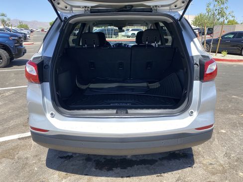 Used 2020 Chevrolet Equinox LS AWD/4WD image 14