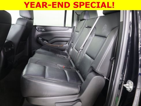 Used 2018 Chevrolet Suburban LT image 38