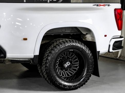 Used 2025 Chevrolet Silverado 3500 W/T AWD/4WD image 14