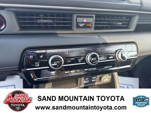 Used 2023 Honda Pilot Elite image 23