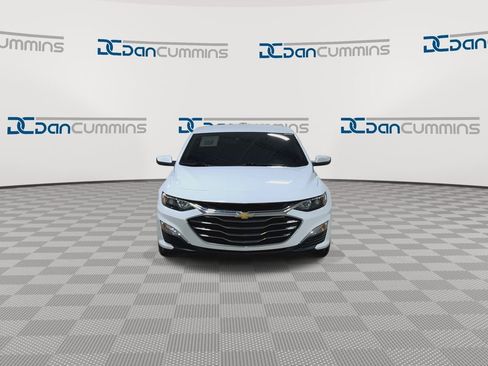 Used 2021 Chevrolet Malibu LS w/ Driver Confidence Package II image 3