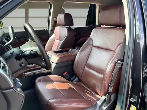 Used 2015 Chevrolet Tahoe LTZ AWD/4WD image 24