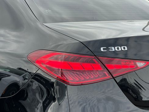 Used 2025 Mercedes-Benz C 300 4MATIC Sedan image 25