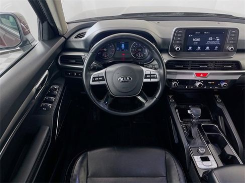 Used 2021 Kia Telluride S image 24