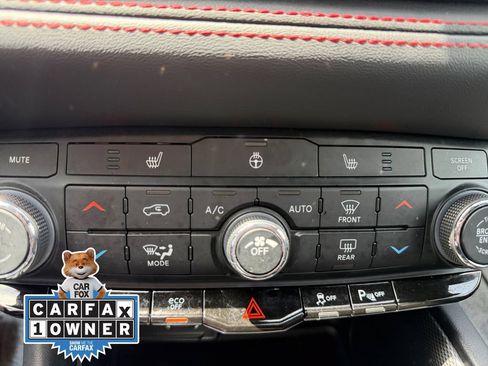 Used 2025 Dodge Durango GT AWD/4WD image 17