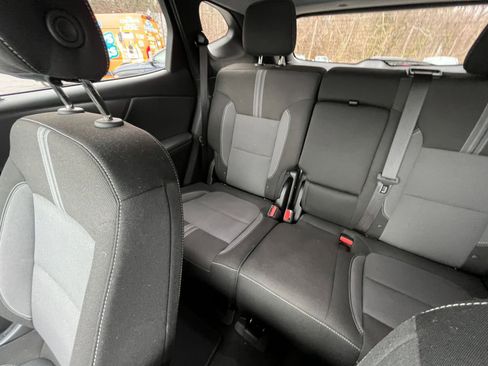 Used 2025 Chevrolet Blazer LT image 34