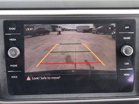 Used 2021 Volkswagen Atlas SE w/ Panoramic Sunroof Package FWD image 16