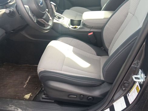 Used 2025 Subaru Outback Premium image 13