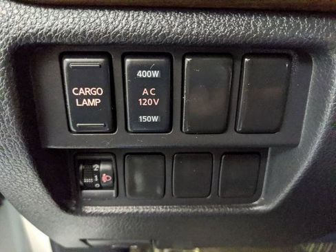 Used 2021 Nissan Titan Platinum Reserve w/ Moonroof Package AWD/4WD image 16