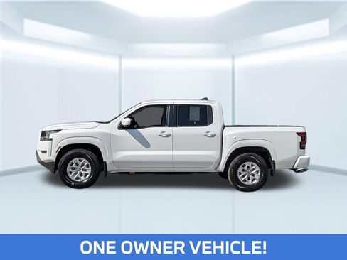 Certified 2024 Nissan Frontier SV w/ Tow Package RWD image 2