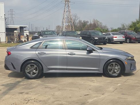 Used 2022 Kia K5 LXS FWD image 4