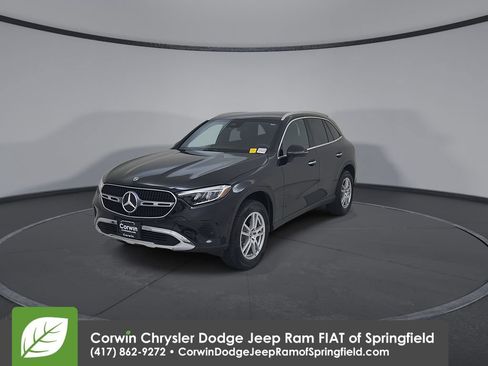 Used 2023 Mercedes-Benz GLC 300 4MATIC image 6