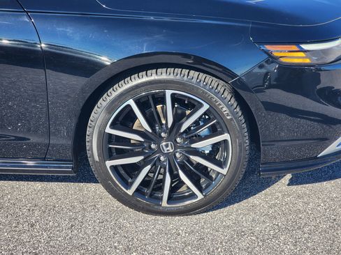 Certified 2023 Honda Accord Touring image 10