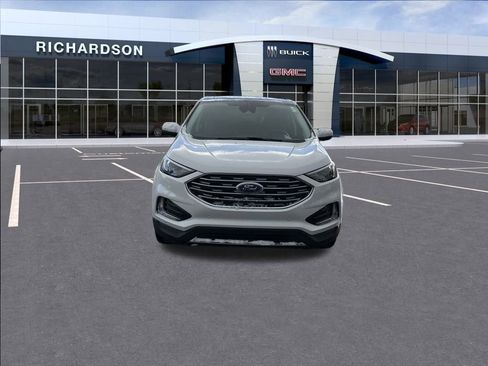 Used 2022 Ford Edge Titanium image 10