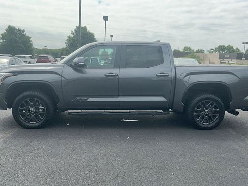 Used 2024 Toyota Tundra Platinum AWD/4WD image 11