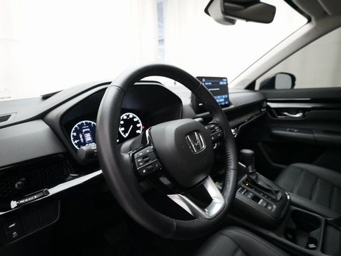 Used 2025 Honda CR-V EX-L image 8