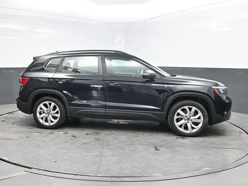 Used 2023 Volkswagen Taos S w/ Driver Assistance Package AWD/4WD image 8