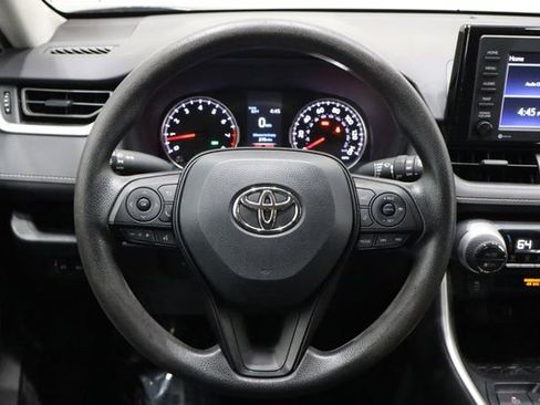 Used 2022 Toyota RAV4 XLE image 23