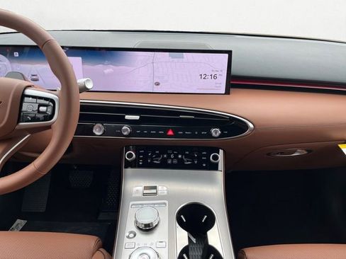 New 2026 Genesis GV70 2.5T Advanced AWD/4WD image 11