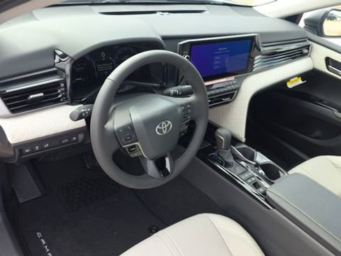 New 2026 Toyota Camry XLE image 12
