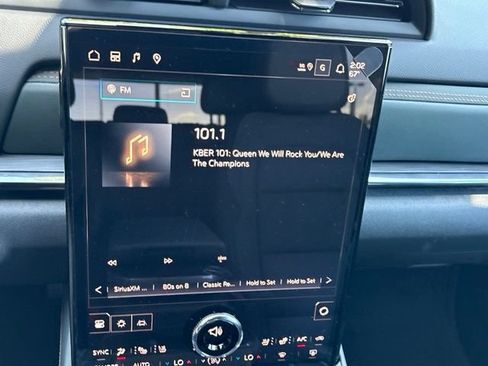 New 2027 GMC Terrain AT4 w/ Convenience Package III AWD/4WD image 23