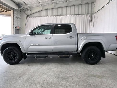 Used 2022 Toyota Tacoma SR5 image 26