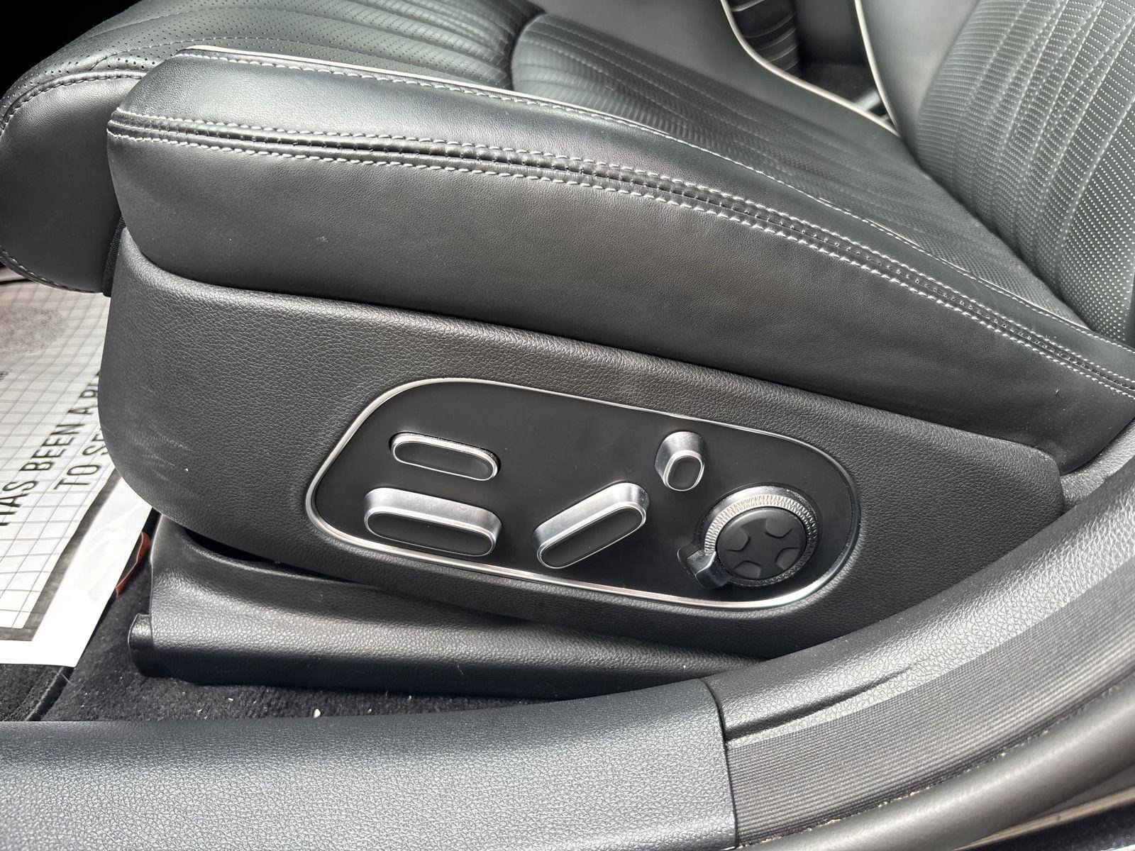 Used 2023 Genesis G90 3.5T AWD/4WD image 15