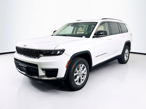Used 2022 Jeep Grand Cherokee L Limited image 3