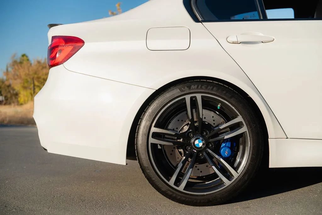 Used 2016 BMW M3 RWD image 42