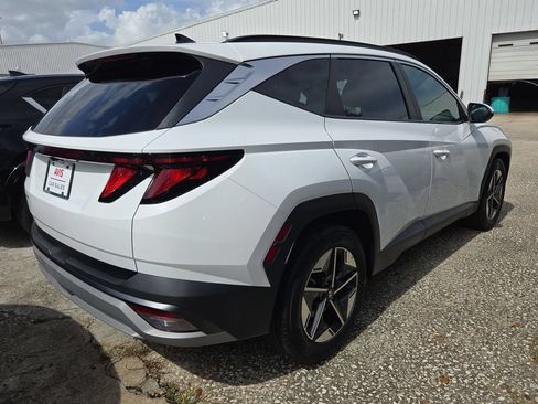 Used 2025 Hyundai Tucson SEL FWD image 4