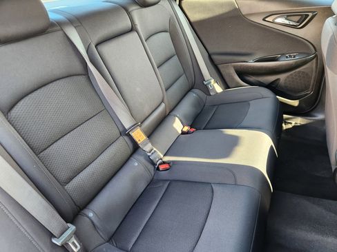 Used 2023 Chevrolet Malibu LT image 16