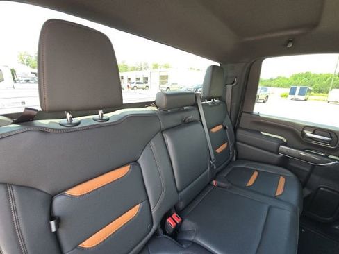 Used 2023 GMC Sierra 2500 AT4 w/ Gooseneck/5TH Wheel Package AWD/4WD image 15