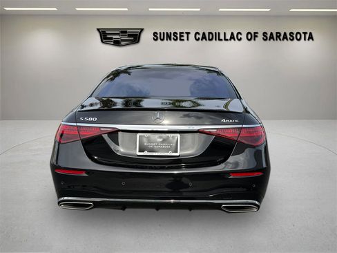 Used 2021 Mercedes-Benz S 580 4MATIC Sedan image 4