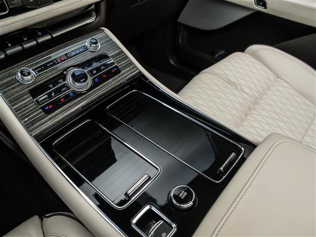 Used 2023 Lincoln Aviator Black Label w/ Dynamic Handling Package AWD/4WD image 31