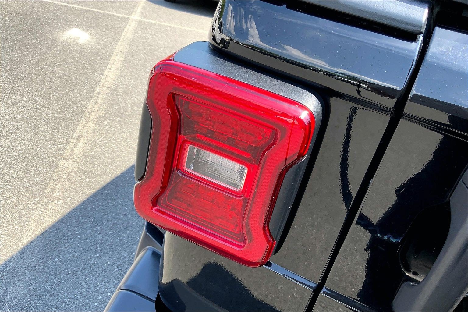 Used 2019 Jeep Wrangler Unlimited Sport AWD/4WD image 33
