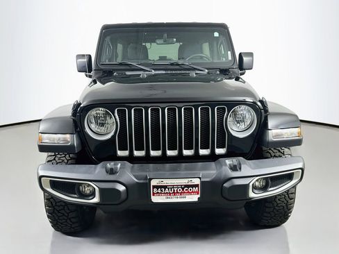 Used 2023 Jeep Wrangler Unlimited Sahara AWD/4WD image 2