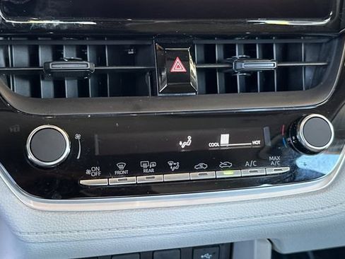 Used 2025 Toyota Corolla Cross L FWD image 20