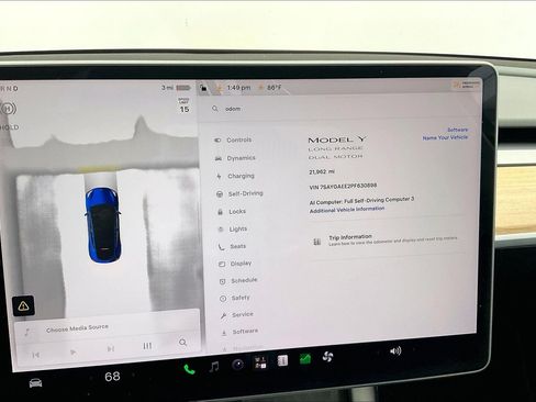 Used 2023 Tesla Model Y Long Range AWD/4WD image 22