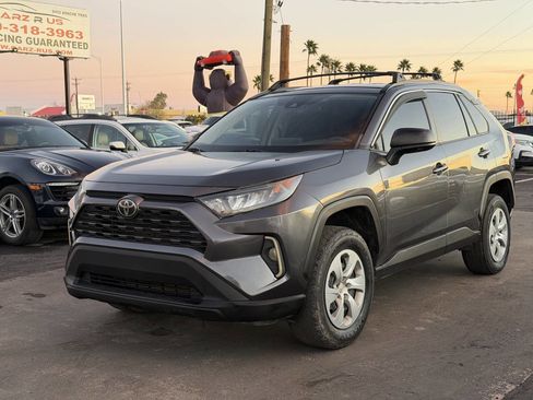 Used 2020 Toyota RAV4 LE w/ Carpet Mat Package image 2