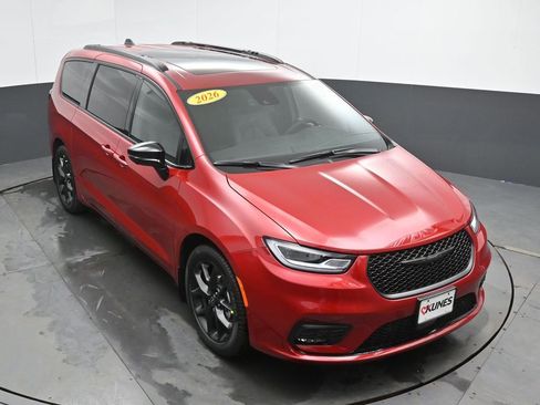 New 2026 Chrysler Pacifica Select w/ S Appearance Package FWD image 33