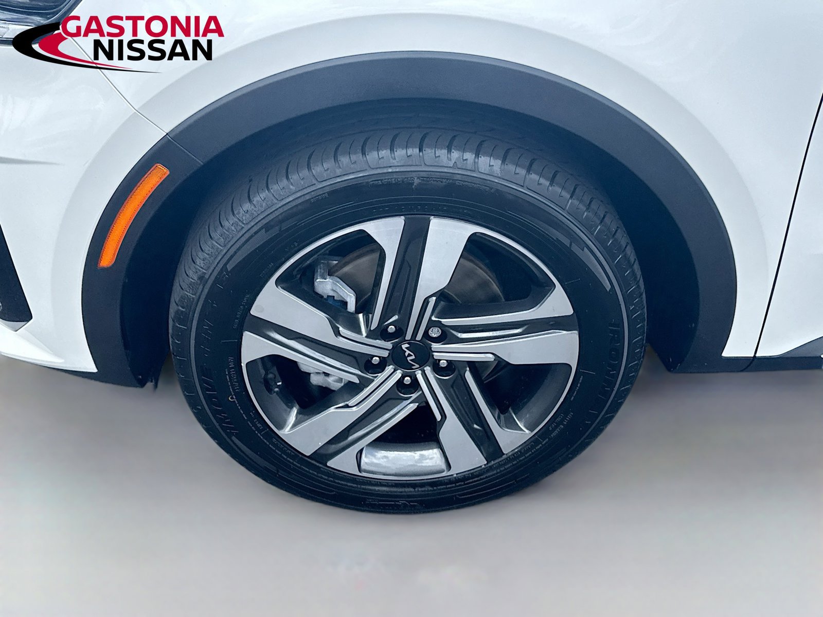 Used 2023 Kia Sorento EX AWD/4WD image 41
