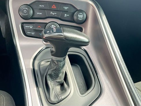Used 2022 Dodge Challenger GT RWD image 17