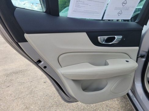 Used 2024 Volvo S60 B5 Plus FWD image 29