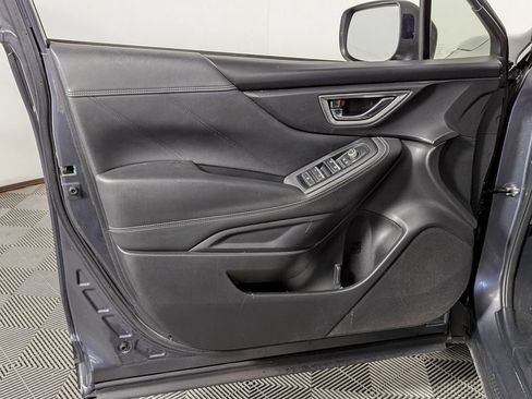 Used 2020 Subaru Forester Limited image 15