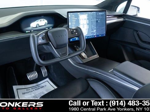 Used 2023 Tesla Model X Plaid image 84