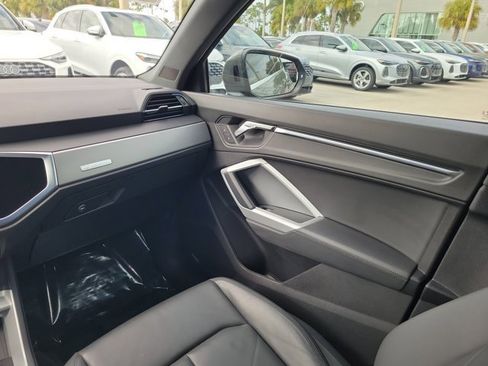 Certified 2021 Audi Q3 2.0T Premium Plus w/ Premium Plus Package image 14