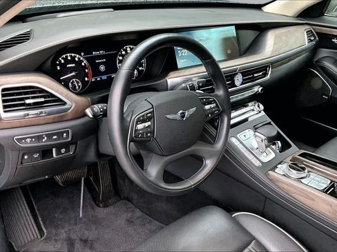 Used 2021 Genesis G90 3.3T Premium AWD/4WD image 17