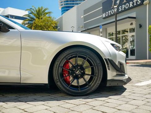 Used 2019 Chevrolet Camaro ZL1 image 34