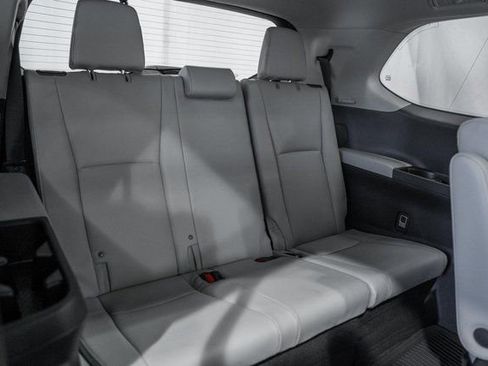 New 2026 Toyota Grand Highlander Limited image 36